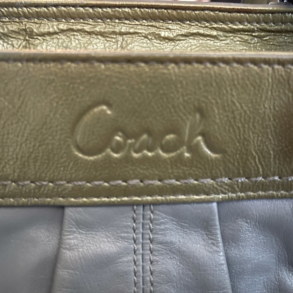 Coach shoulder bag